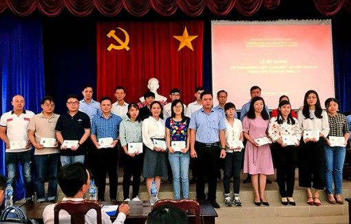 Bế giảng lớp Bồi dưỡng chức danh phóng viên, biên tập viên hạng III