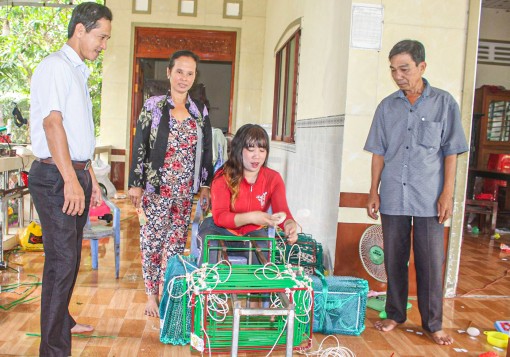 Giúp dân nâng cao mức sống