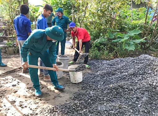 Lực lượng vũ trang đóng góp 520 ngày công giúp dân trong Tết Quân Dân