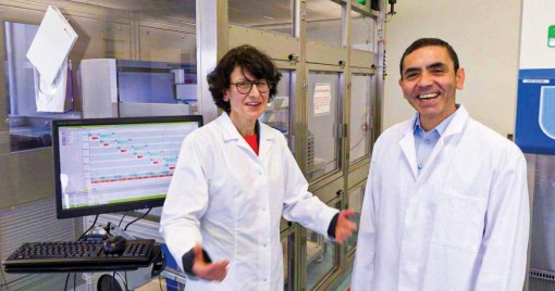 "Đồng vợ đồng chồng" điều chế vaccine COVID-19