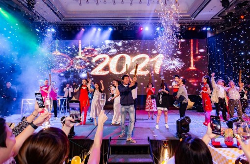 Rực rỡ lễ hội pháo hoa đón năm mới tại Dạ tiệc Vinpearl ba miền