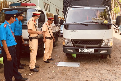 Phối hợp chặt chẽ tuần tra, kiểm soát giao thông ngày, đêm