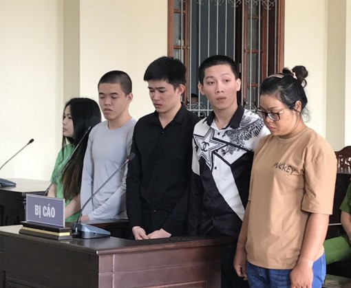 Xét xử đường dây mua bán ma túy và dụng cụ sử dụng ma túy