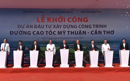 Thủ tướng Nguyễn Xuân Phúc dự lễ khởi công cao tốc Mỹ Thuận - Cần Thơ và lễ thông tuyến kỹ thuật cao tốc Trung Lương - Mỹ Thuận