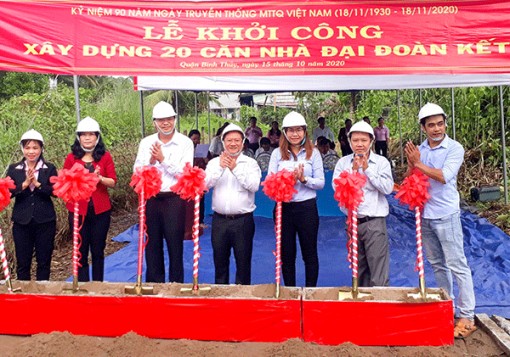 Ðoàn kết xây dựng đô thị văn minh