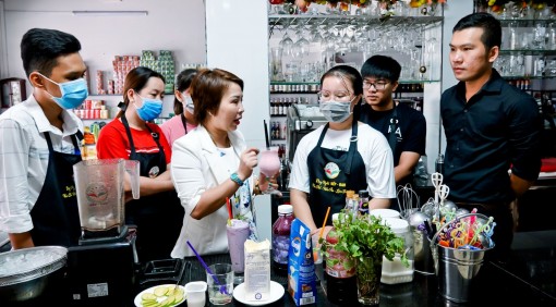 Bếp - Bar thiện nguyện