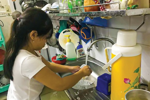 Làm việc nhà giúp trẻ rèn tính tự lập, tinh thần trách nhiệm
