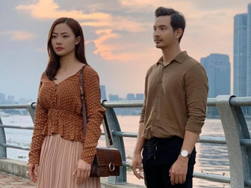 “Chuông gió” <br>
<I>Tình yêu hóa giải hận thù </I>