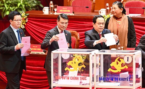 Người dân Ðồng bằng sông Cửu Long kỳ vọng vào Ðại hội XIII của Ðảng