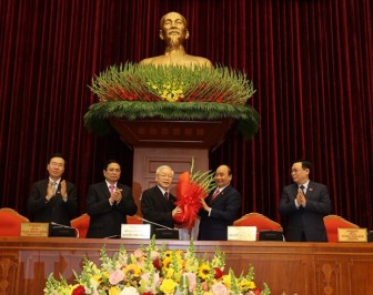 Đồng chí Nguyễn Phú Trọng tiếp tục được tín nhiệm bầu làm Tổng Bí thư