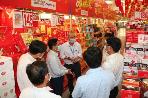 Chuẩn bị đầy đủ, kiểm soát chất lượng hàng Tết