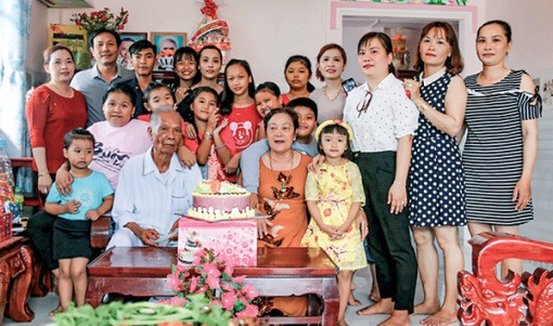 Tết sum vầy, hạnh phúc