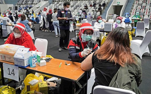 Thế giới cần 7 năm để chấm dứt đại dịch?