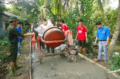 Nỗ lực hoàn thành xuất sắc nhiệm vụ