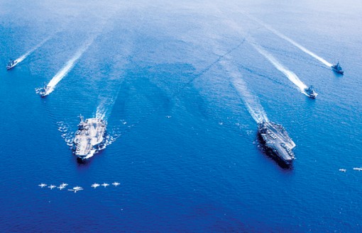 Biển Ðông dậy sóng!