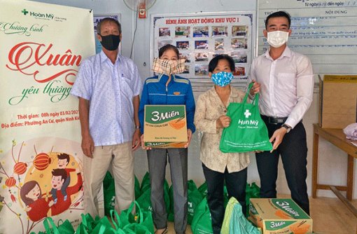 Bệnh viện Đa khoa Hoàn Mỹ Cửu Long tặng 800 phần quà Tết