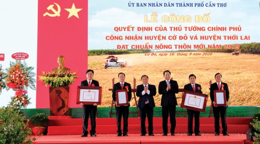 Khí thế xã nông thôn mới