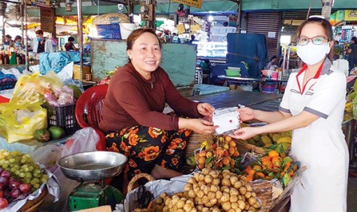 Nỗ lực phòng, chống dịch kết hợp phát triển kinh tế - xã hội