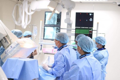 Bệnh viện Đa khoa Hoàn Mỹ Cửu Long cấy thiết bị ngừa đột tử cho bệnh nhân nhồi máu cơ tim