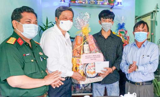 Chuẩn bị lễ giao, nhận quân trang trọng, tiết kiệm và đảm bảo an toàn