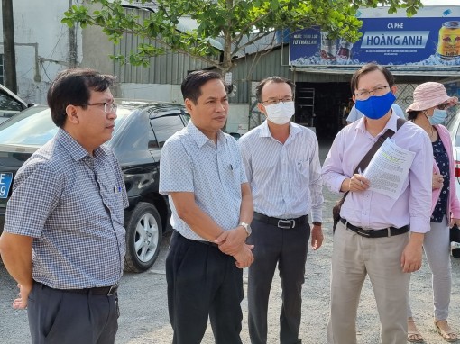 Lãnh đạo thành phố kiểm tra tiến độ các công trình kè, giao thông