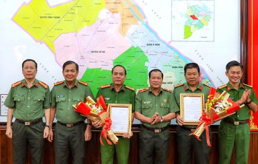 Công bố quyết định của Bộ trưởng Bộ Công an về công tác cán bộ