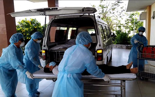 Bản lĩnh người thầy thuốc <br>Bài 1: Chiến sĩ áo trắng trên trận địa COVID-19</nr>