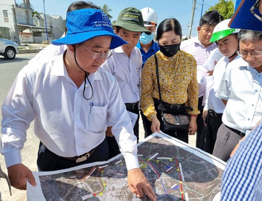 Chủ tịch UBND TP Cần Thơ kiểm tra các công trình thuộc Dự án 3
