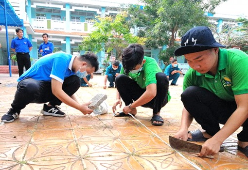 Tuyên truyền, giáo dục văn hóa giao thông