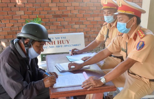 Tăng cường công tác tuyên truyền an toàn giao thông