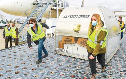 Mỹ tích trữ vaccine COVID-19