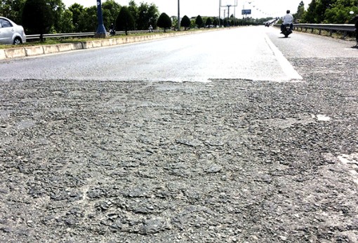 Sớm nâng cấp đường dẫn cầu Cần Thơ