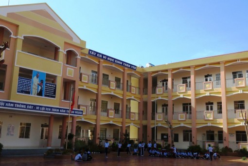 Đầu tư xây dựng trường tiểu học, THCS tại các xã, phường, thị trấn