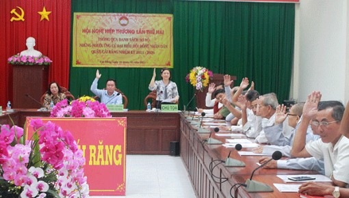 Hội nghị hiệp thương lần thứ hai lập danh sách sơ bộ người ứng cử đại biểu HÐND quận, huyện