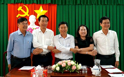 Sắp xếp, kiện toàn tổ chức bộ máy của cơ quan, đơn vị tinh gọn, hoạt động hiệu lực, hiệu quả