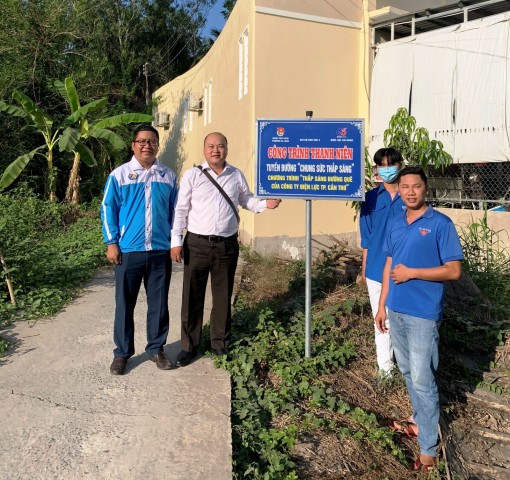 Góp sức trẻ xây dựng quê hương