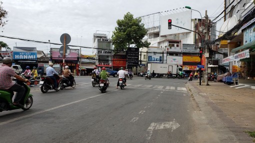 Nguy hiểm khi đi sai làn đường