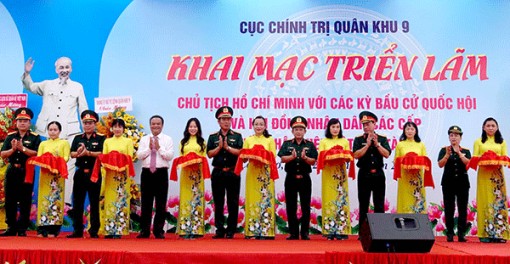 Khai mạc triển lãm “Chủ tịch Hồ Chí Minh với các kỳ bầu cử Quốc hội và HĐND các cấp”