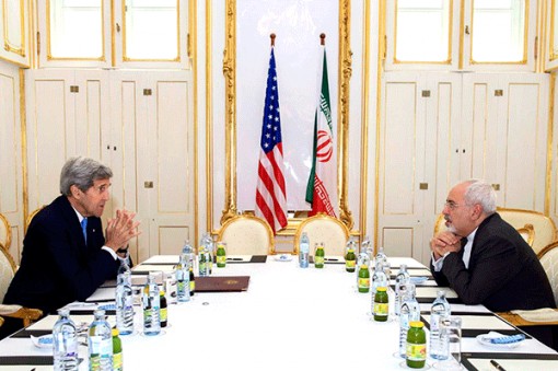 Ngoại trưởng Iran trong tâm bão