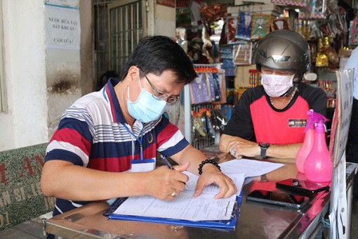 Lập biên bản xử phạt 92 trường hợp không đeo khẩu trang nơi công cộng