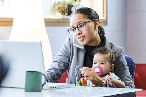 COVID-19 gia tăng gánh nặng cho phụ nữ