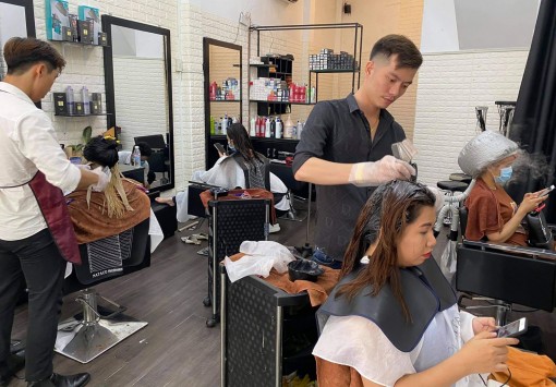 Nghề tóc - cần sự sáng tạo

và đam mê