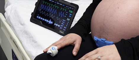 Hệ thống cảm biến không dây theo dõi sức khỏe thai phụ