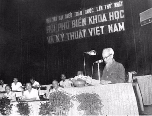 Nhân Ngày Khoa học và Công nghệ 18/5: Chủ tịch Hồ Chí Minh luôn coi khoa học công nghệ là nguồn lực mạnh mẽ của cách mạng