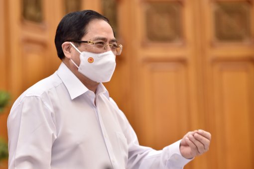 Mua vaccine phòng COVID-19 là trường hợp cấp bách, phải thực hiện ngay