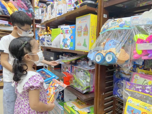 Đa dạng đồ chơi giải trí an toàn trong kỳ nghỉ