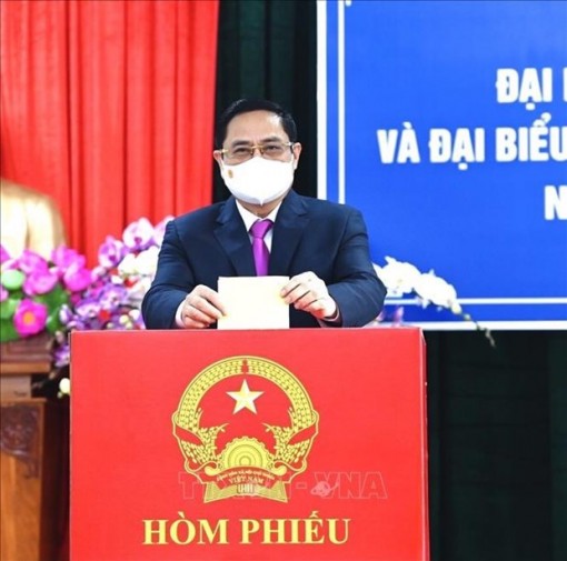 Prime Minister Pham Minh Chinh casts ballots in Can Tho