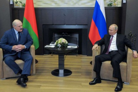 Belarus thắt chặt gần hơn với Nga