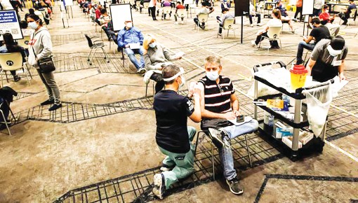 Canada kéo dài hạn dùng vaccine AstraZeneca