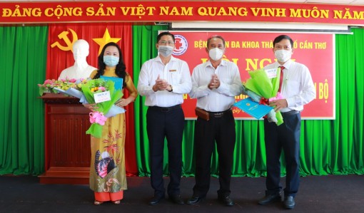 Bệnh viện Đa khoa TP Cần Thơ có thêm 2 Phó Giám đốc mới